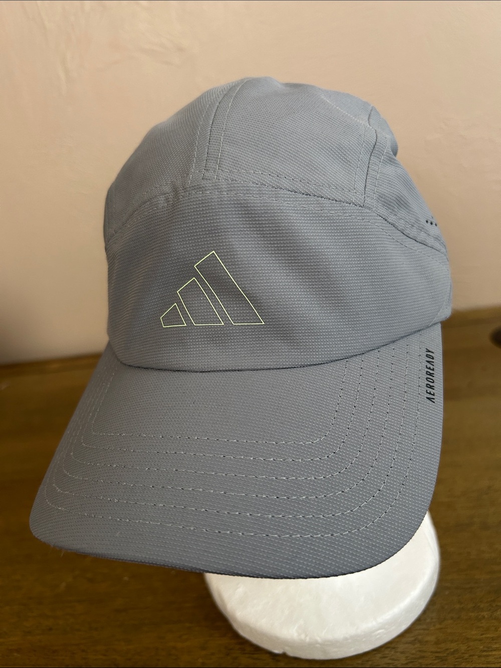 Adidas Light Gray AEROREADY Women’s Sports Performance Cap. Adjustable Back.